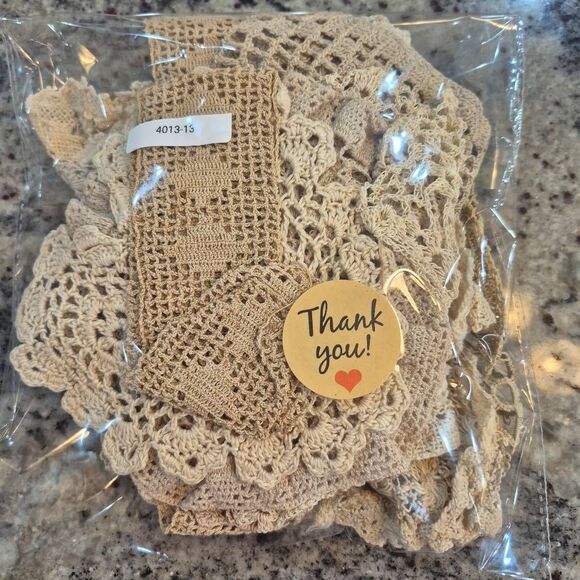 Crochet, 14 Vintage Vintage Medium Ivory, Cream Ecru Cotton Doilies, Handmade - Picture 6 of 7